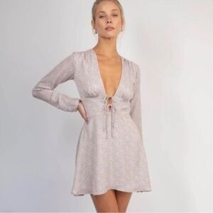 RESA Long-Sleeve Dress in Light Pink